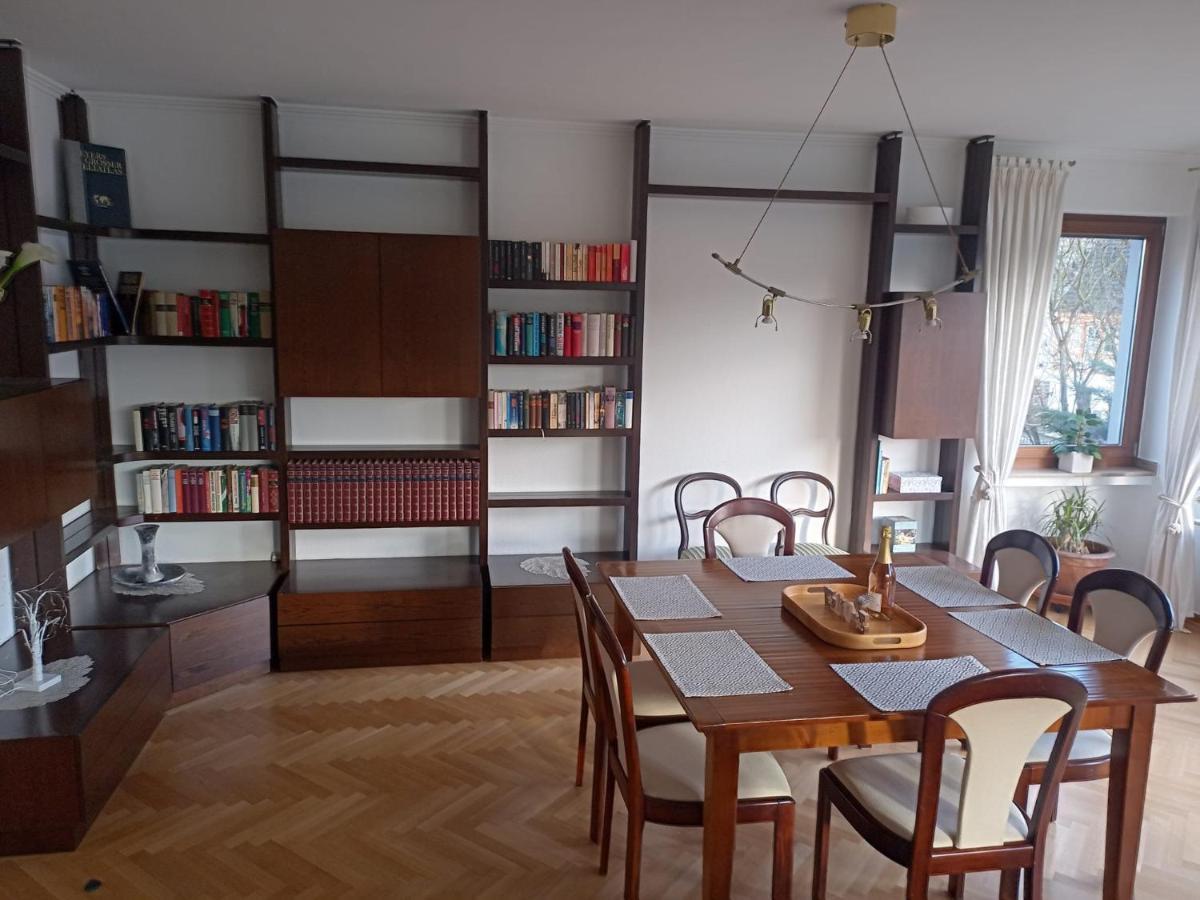 Adenauer Cottage المظهر الخارجي الصورة